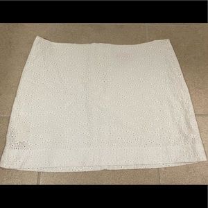 White eyelet Lilly Pulitzer skirt